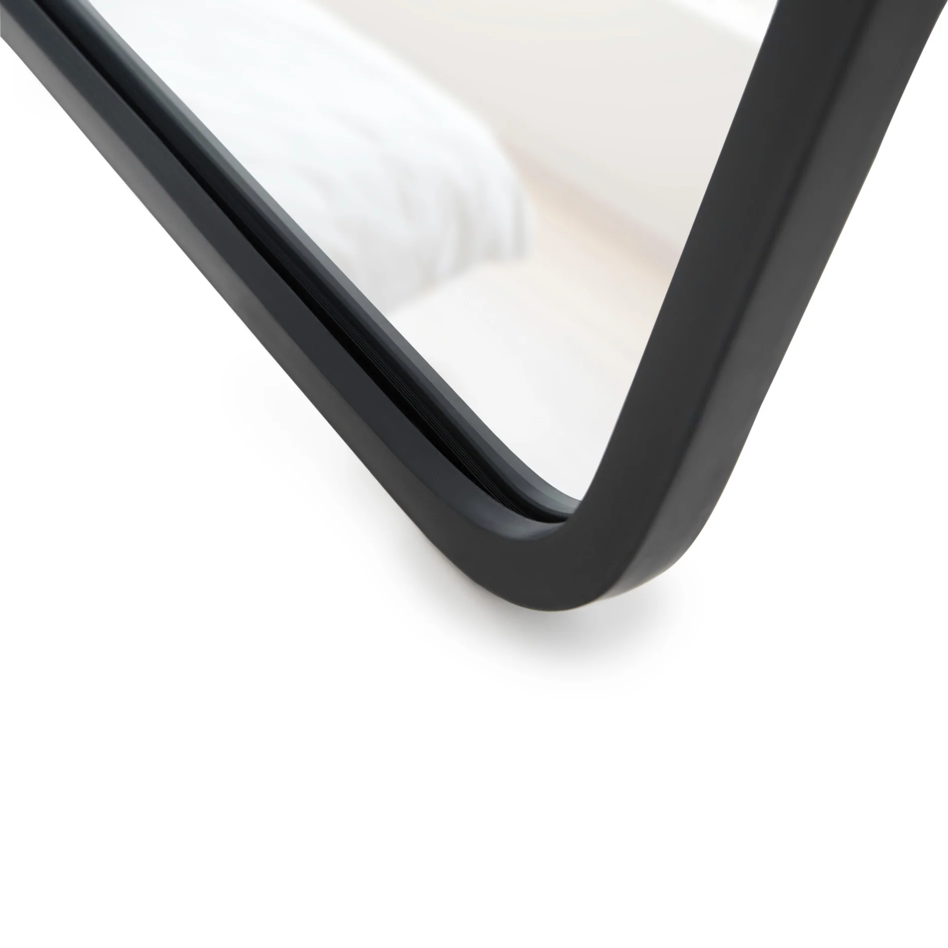 Hub Leaning Mirror - Image 6